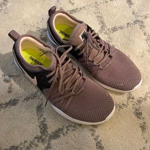 Nike training sneakers. Size 8. Like new